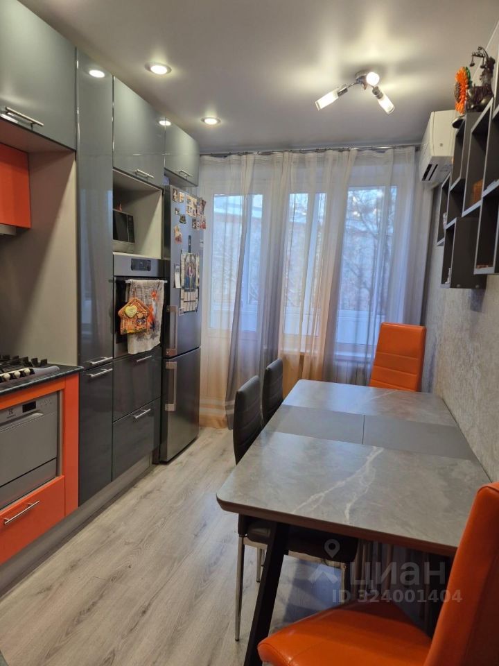 Продажа 1-комн квартиры на вторичном рынке Новолесная улица, 18К2