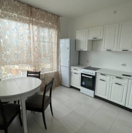 Продажа 2-комн квартиры на вторичном рынке ул Ставропольская,  д. 23,  к. 1 стр 8