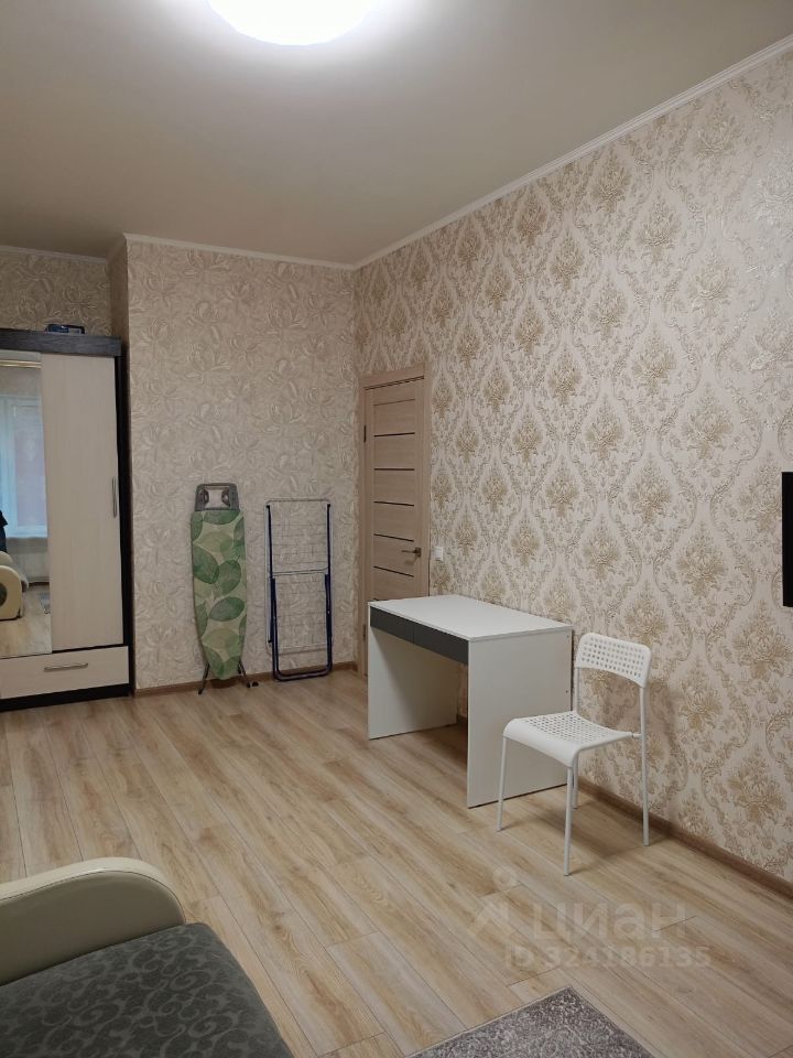 Аренда 1-комн квартиры на вторичном рынке Амурская улица, 1Ак2