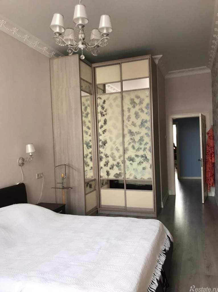 Продажа 3-комн квартиры на вторичном рынке Серпухов, пл Ленина, 8