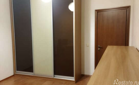 Продажа 3-комн квартиры на вторичном рынке Московский пр-кт,  д. 37/1