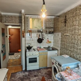 Продажа 1-комн квартиры на вторичном рынке улица Рогова,  д. 12