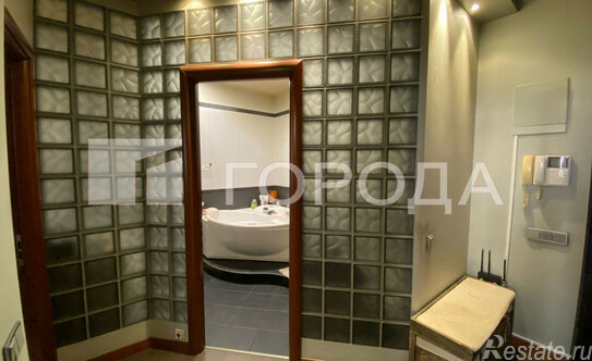 Продажа 1-комн квартиры на вторичном рынке Тихвинская улица,  д. 4