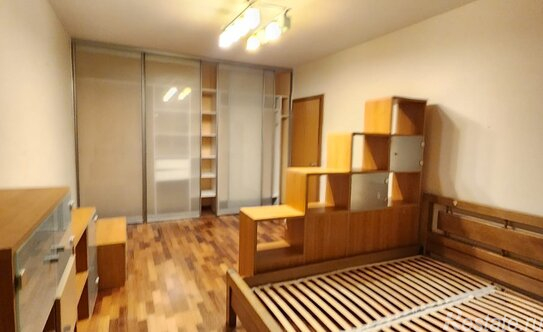 Продажа 1-комн квартиры на вторичном рынке Сивашская улица,  д. 9