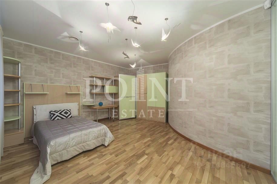 Продажа 5-комн квартиры на вторичном рынке улица Плющиха, 22