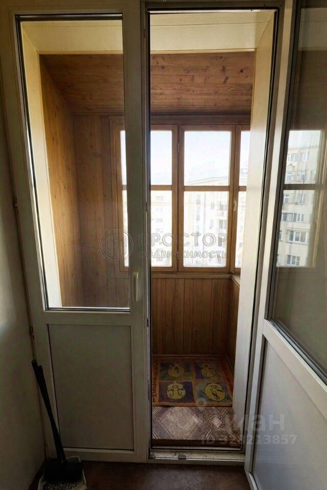 Продажа 2-комн квартиры на вторичном рынке улица Павла Андреева, 28К4