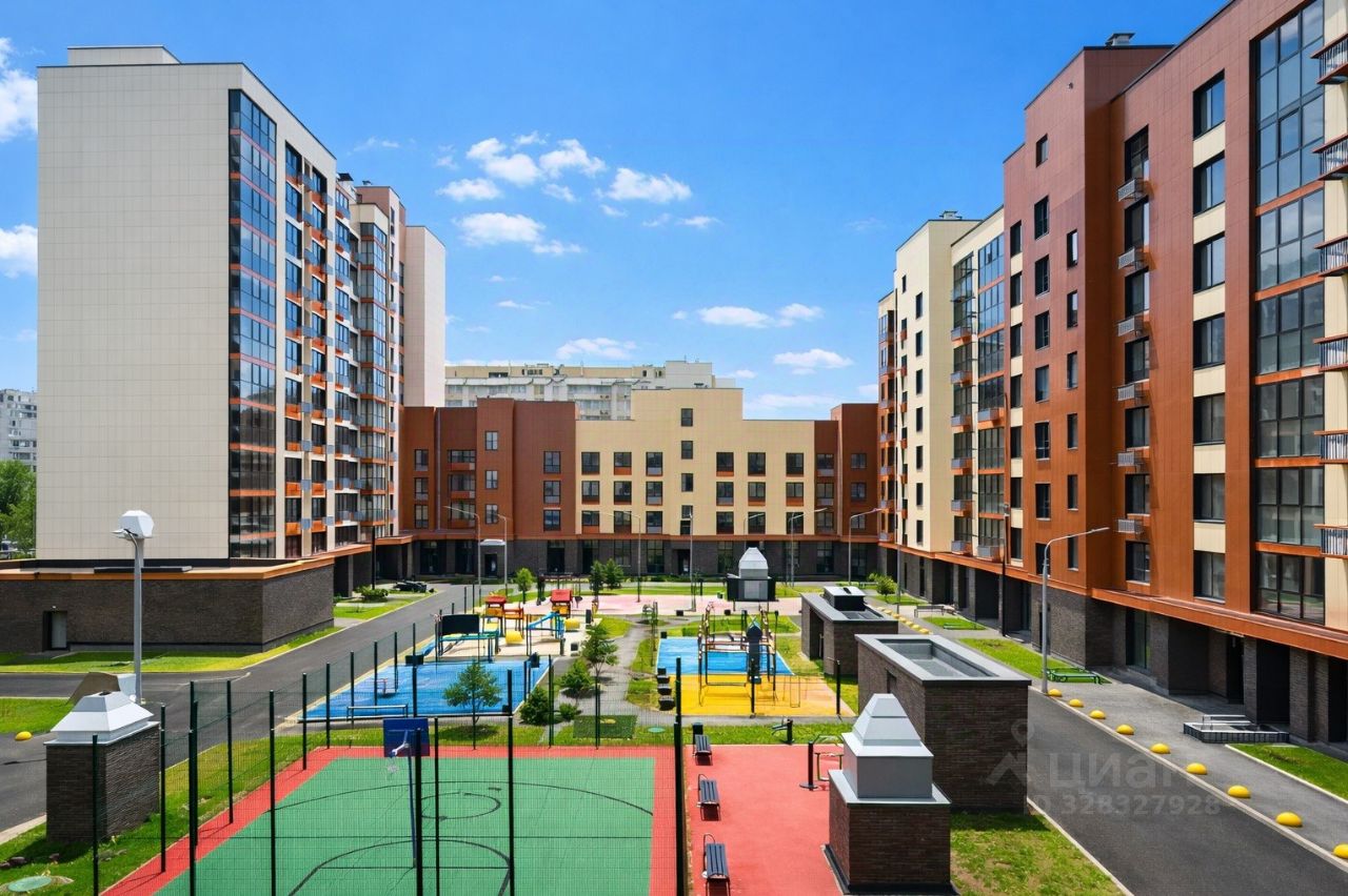 Продажа 2-комн квартиры на вторичном рынке улица Кедрова, 16К3