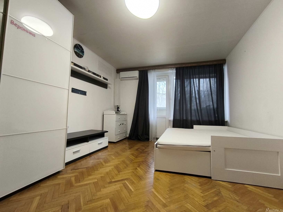 Продажа 1-комн квартиры на вторичном рынке Криворожская ул,  д. 13,  к. 2