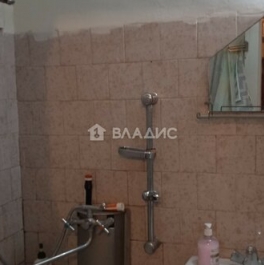 Продажа 2-комн квартиры на вторичном рынке б-р Матроса Железняка,  д. 12А