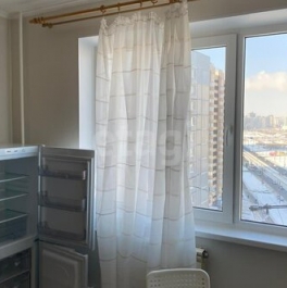 Продажа 2-комн квартиры на вторичном рынке улица Пионерстроя,  д. 19 к2