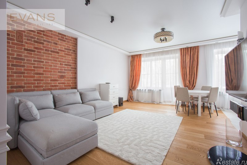 Продажа 3-комн квартиры на вторичном рынке Большой Патриарший пер., 8с1