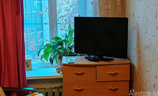 Продажа 2-комн квартиры на вторичном рынке улица Маркина,  д. 14-16