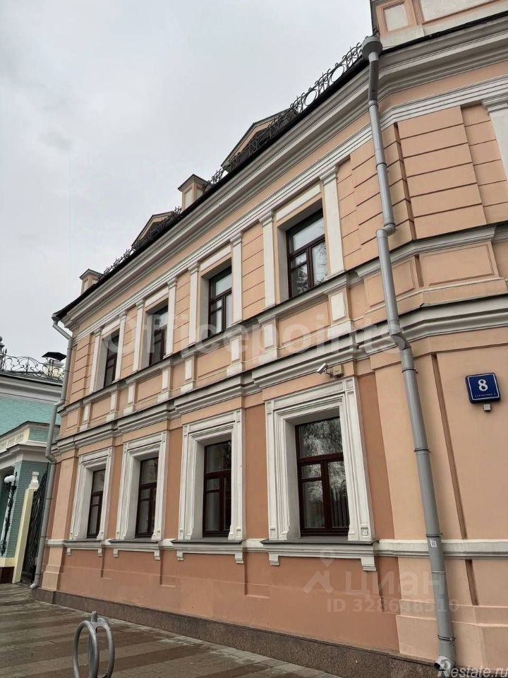 Аренда отдельного здания Овчинниковский Ср. пер,  д. 8,  к. 2