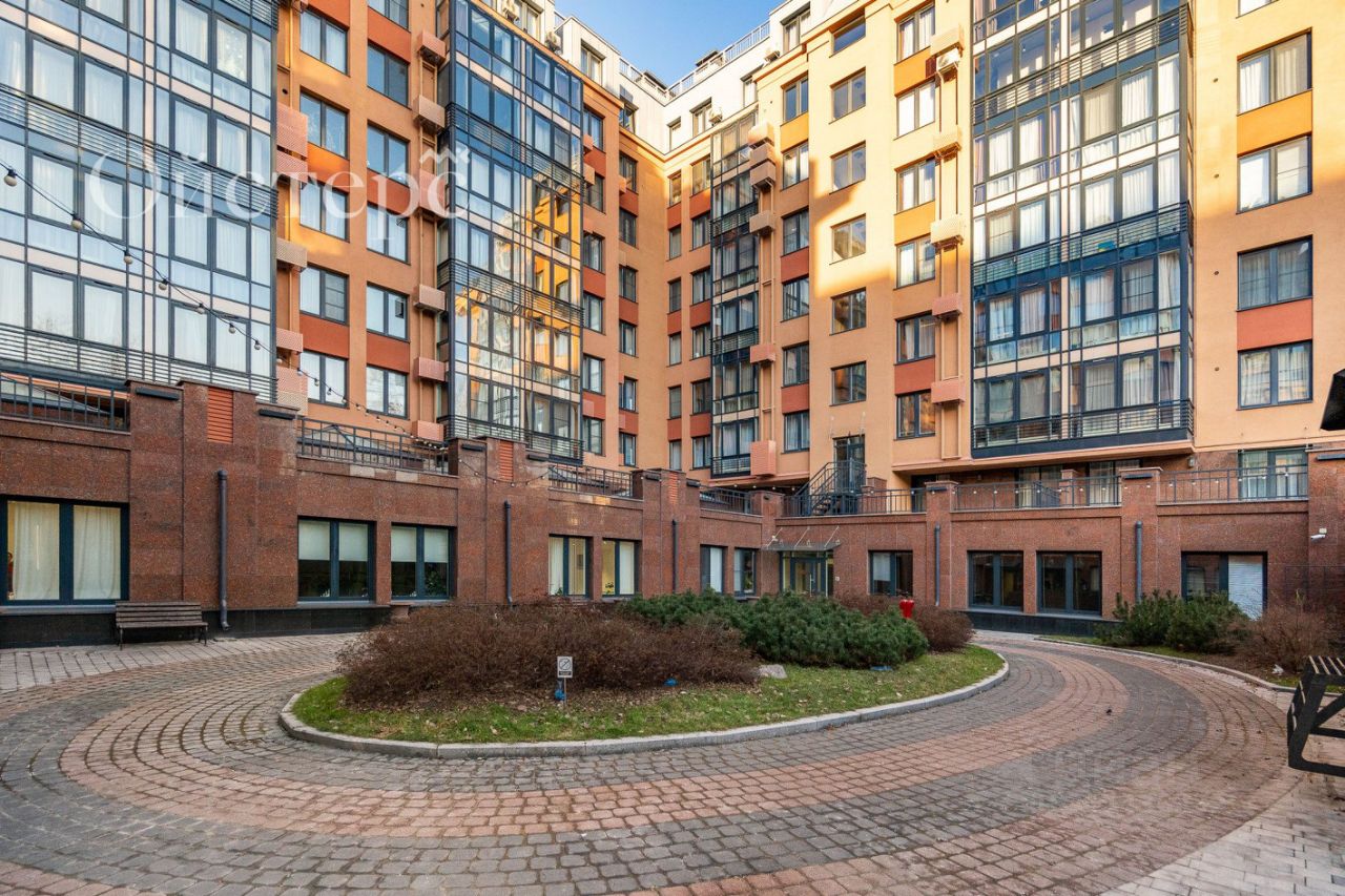 Продажа 3-комн квартиры на вторичном рынке 2-я Советская улица, 4б