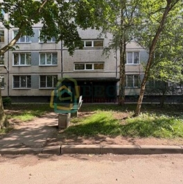 Продажа 2-комн квартиры на вторичном рынке Будапештская ул,  д. 5,  к. 1