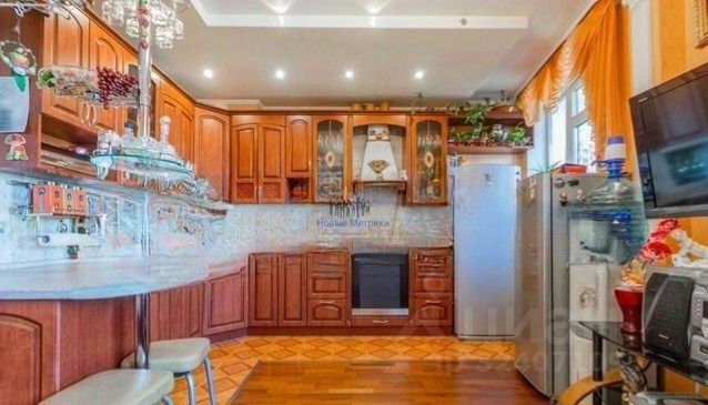 Продажа 2-комн квартиры на вторичном рынке проспект Королева, 21к1