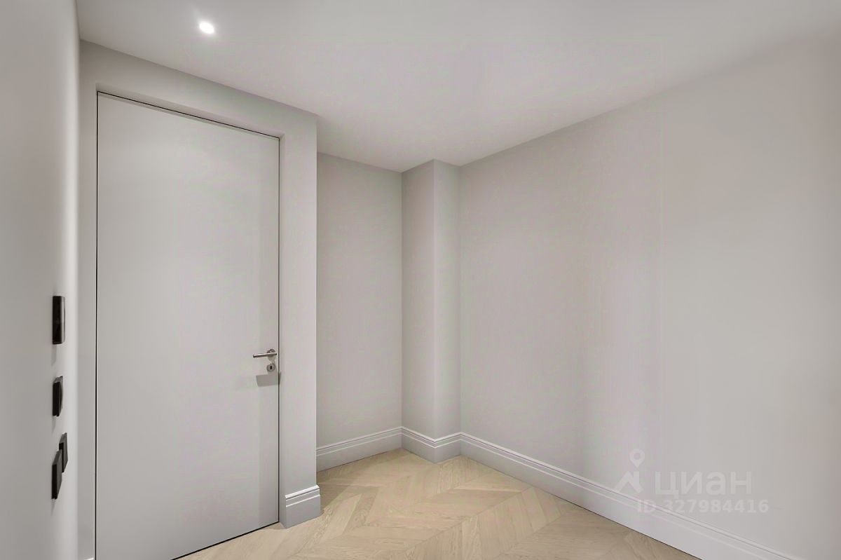 Продажа 3-комн квартиры на вторичном рынке улица Братьев Фонченко, вл3