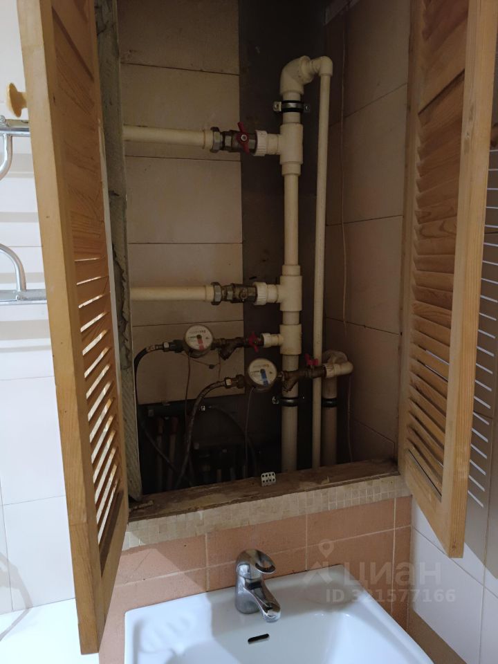 Продажа 1-комн квартиры на вторичном рынке Чертановская улица, 44