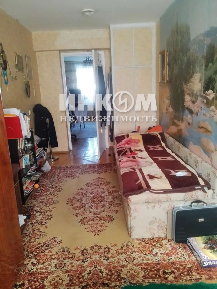 Продажа 3-комн квартиры на вторичном рынке Байкальская улица, 40/17