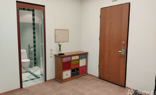 Аренда 4-комн квартиры на вторичном рынке Захарьевская улица,  д. 33