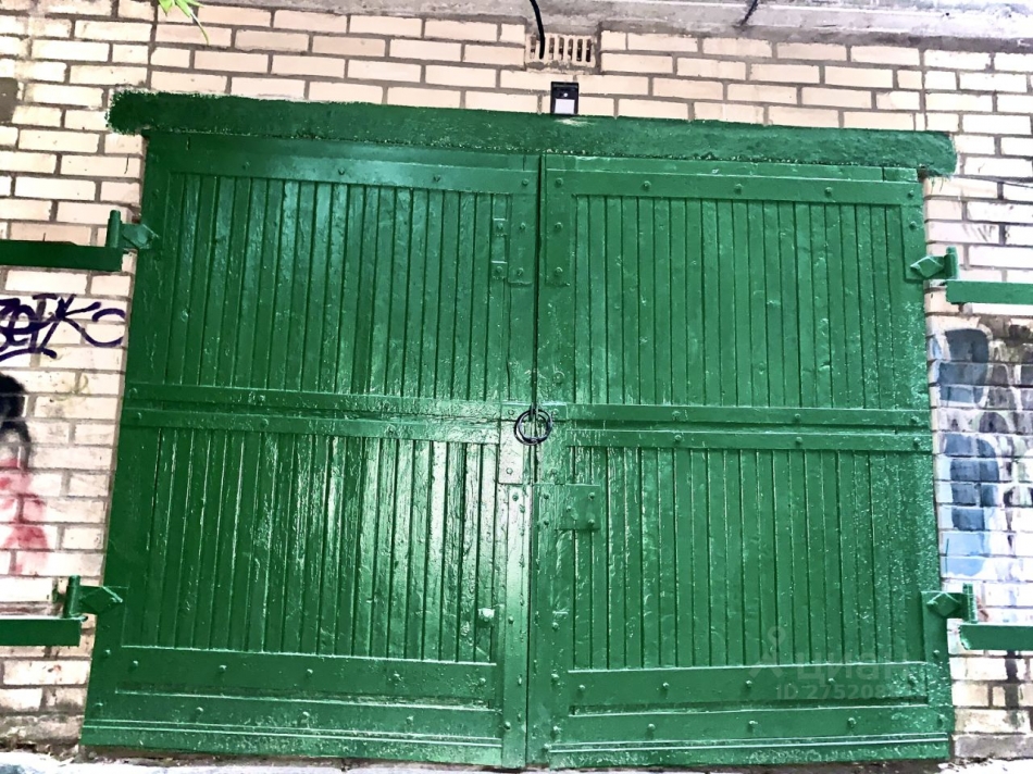 Аренда гаража Смольная улица,  д. 35 с2