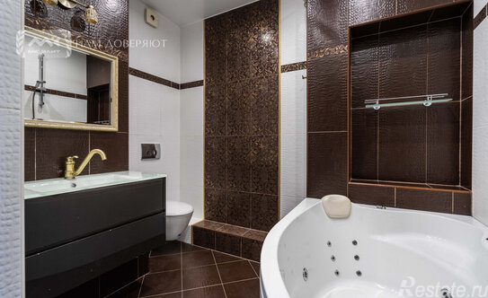 Продажа 1-комн квартиры на вторичном рынке улица Седова,  д. 93 к5 с1