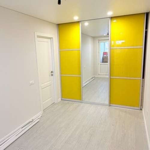 3-комн квартира Пушкин г, Генерала Хазова ул,  д. 13