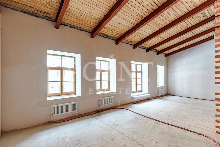 Продажа 3-комн квартиры на вторичном рынке улица Пречистенка, 33/19С1