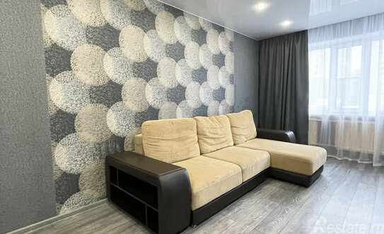 Аренда 2-комн квартиры на вторичном рынке Индустриальный пр-кт,  д. 13