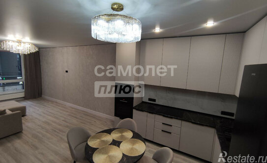 Продажа 2-комн квартиры на вторичном рынке улица Лётчика Осканова