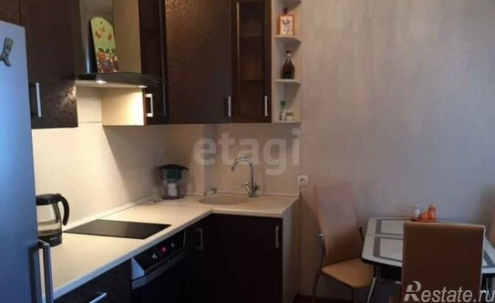 Продажа 1-комн квартиры на вторичном рынке Варшавская ул