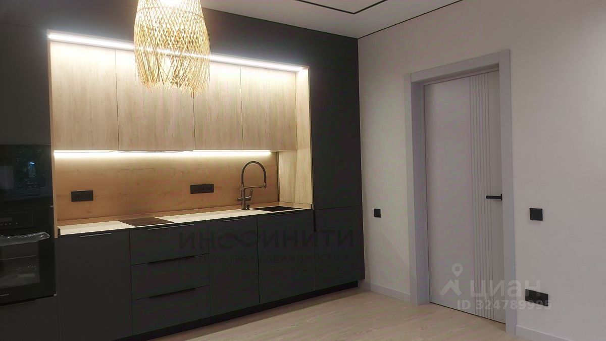 Продажа 2-комн квартиры на вторичном рынке улица Седова, 8К1