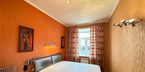 2-комн квартира улица Климашкина,  д. 20