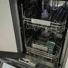 Продажа 1-комн квартиры на вторичном рынке Манчестерская улица,  д. 3 к2