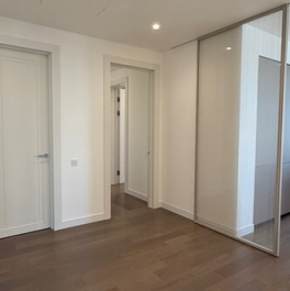 Продажа 4-комн квартиры на вторичном рынке улица Костикова,  д. 4 к1