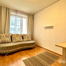 Аренда 2-комн квартиры на вторичном рынке Стрелецкая улица,  д. 5