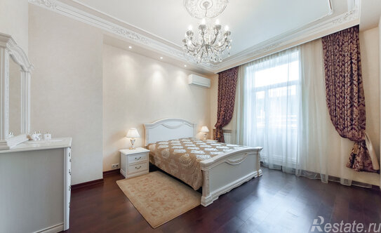 Продажа 2-комн квартиры на вторичном рынке ул Тверская,  д. 4