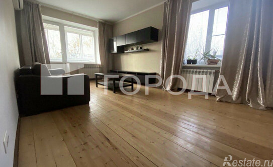 Продажа 3-комн квартиры на вторичном рынке улица Алексея Свиридова,  д. 5