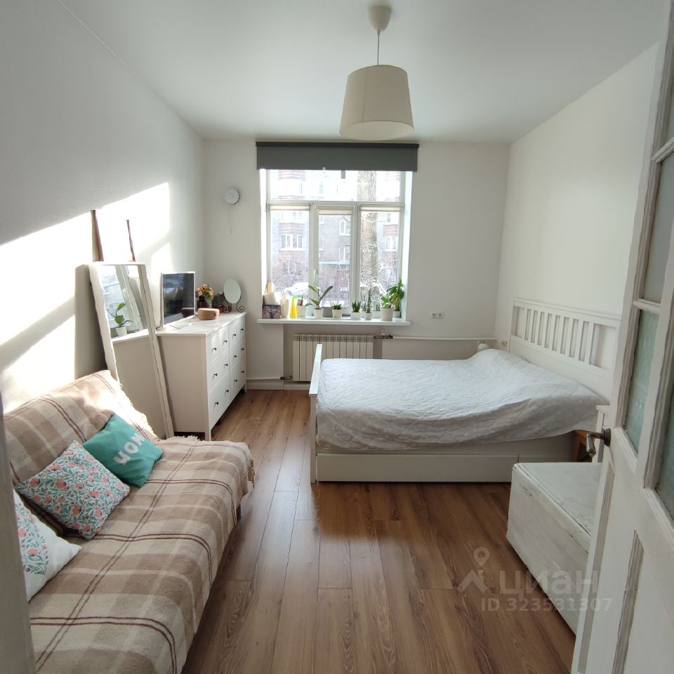 Продажа 2-комн квартиры на вторичном рынке улица Васи Алексеева, 30