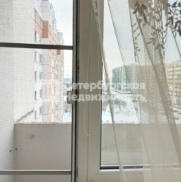 Продажа 1-комн квартиры на вторичном рынке Им Свердлова пгт, Западный проезд,  д. 12