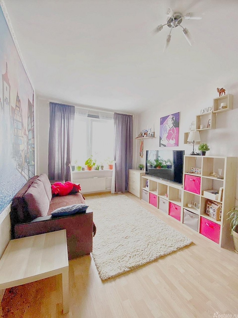 Продажа 1-комн квартиры на вторичном рынке флотская,  д. 7