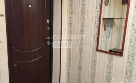 Продажа 2-комн квартиры на вторичном рынке улица Николая Химушина,  д. 1