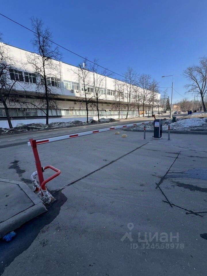 Продажа 2-комн квартиры на вторичном рынке Смольная улица, 21А