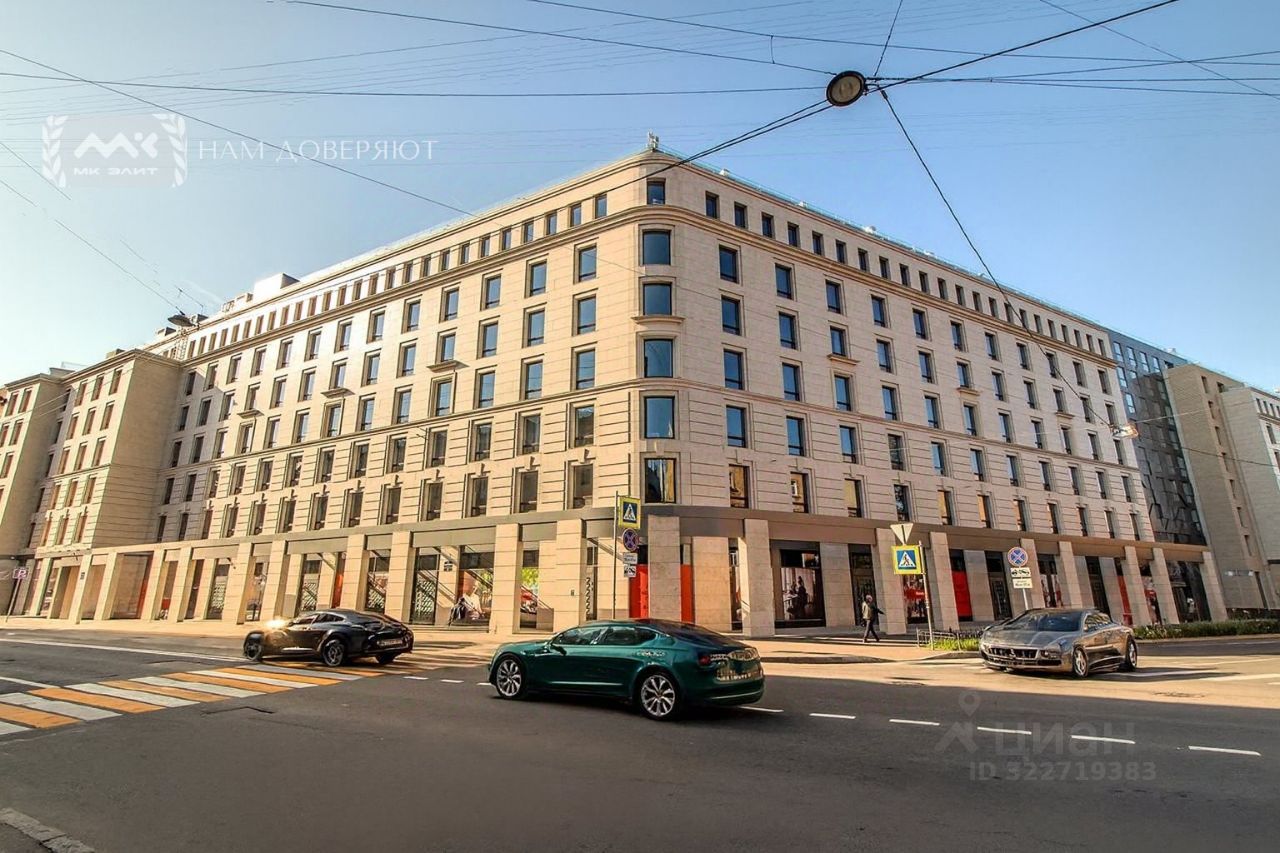 Продажа 3-комн квартиры на вторичном рынке Социалистическая улица, 21