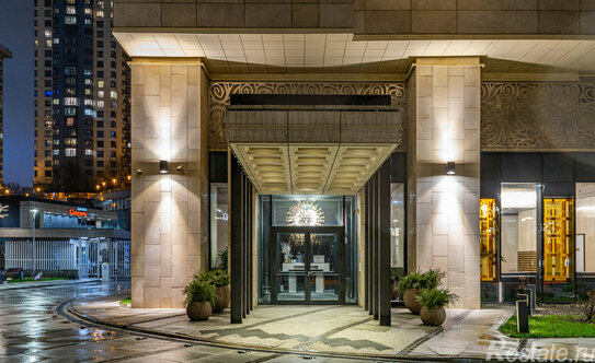 Продажа 2-комн квартиры на вторичном рынке Минская улица,  д. 2