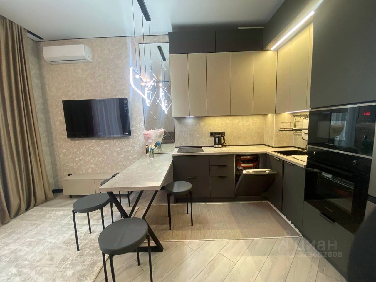 Аренда 3-комн квартиры на вторичном рынке улица Челюскина, 10