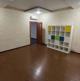 Аренда 5-комн квартиры на вторичном рынке улица Маршала Бирюзова,  д. 31