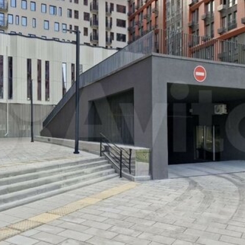 3-комн квартира Новоостаповская улица,  д. 20