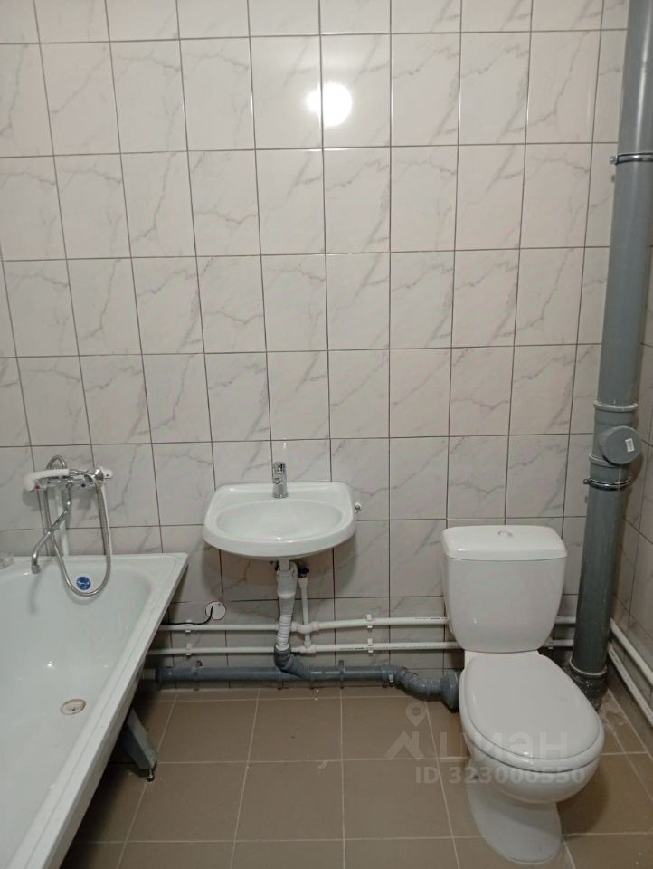 Аренда 3-комн квартиры на вторичном рынке Ленинский проспект, 68