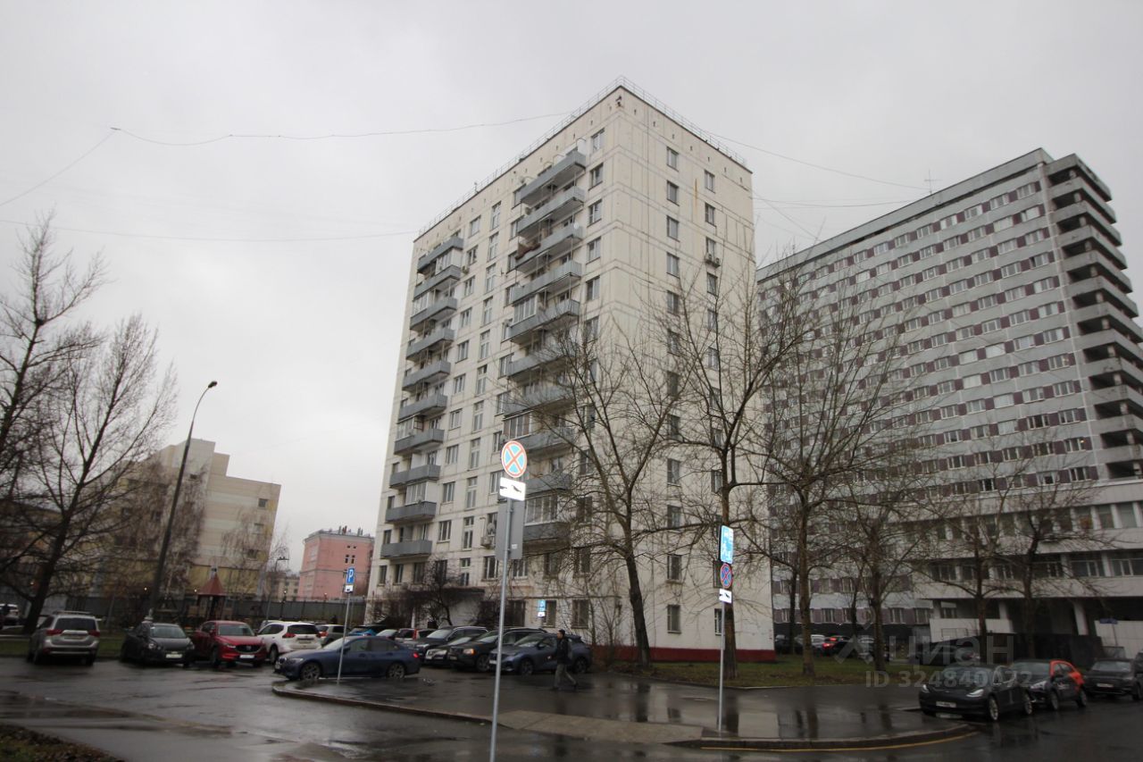 Продажа 2-комн квартиры на вторичном рынке Госпитальный переулок, 8